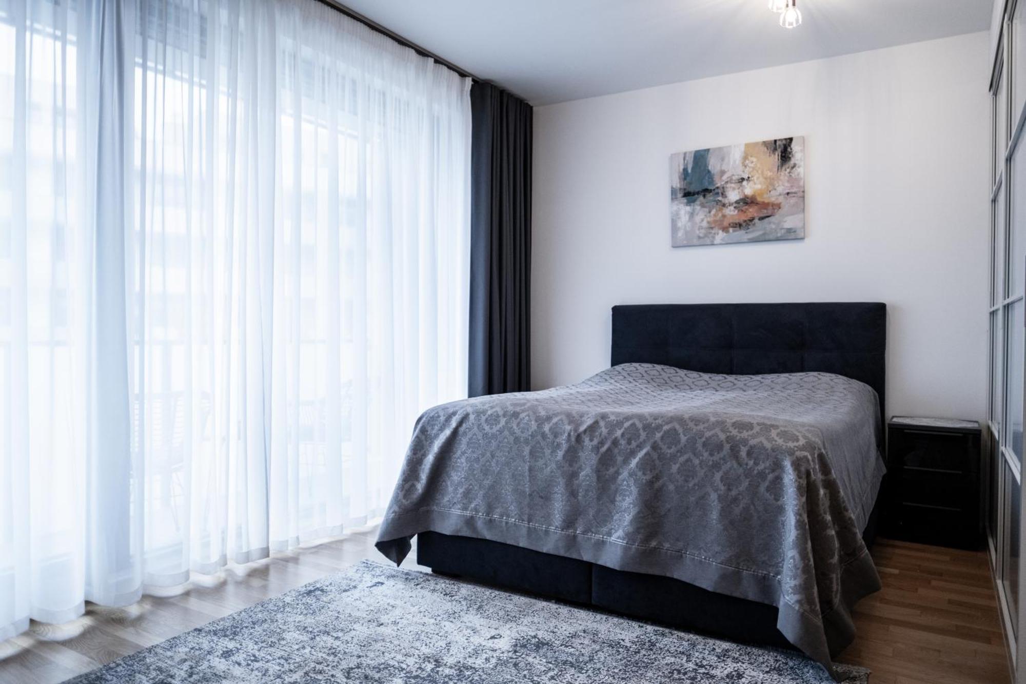 Luxury City Centre Apartment Praha Bagian luar foto