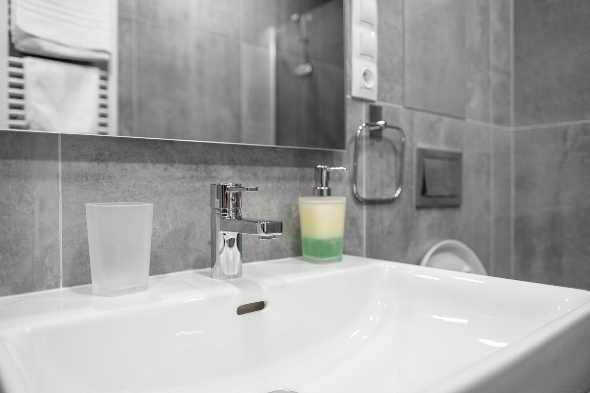Luxury City Centre Apartment Praha Bagian luar foto