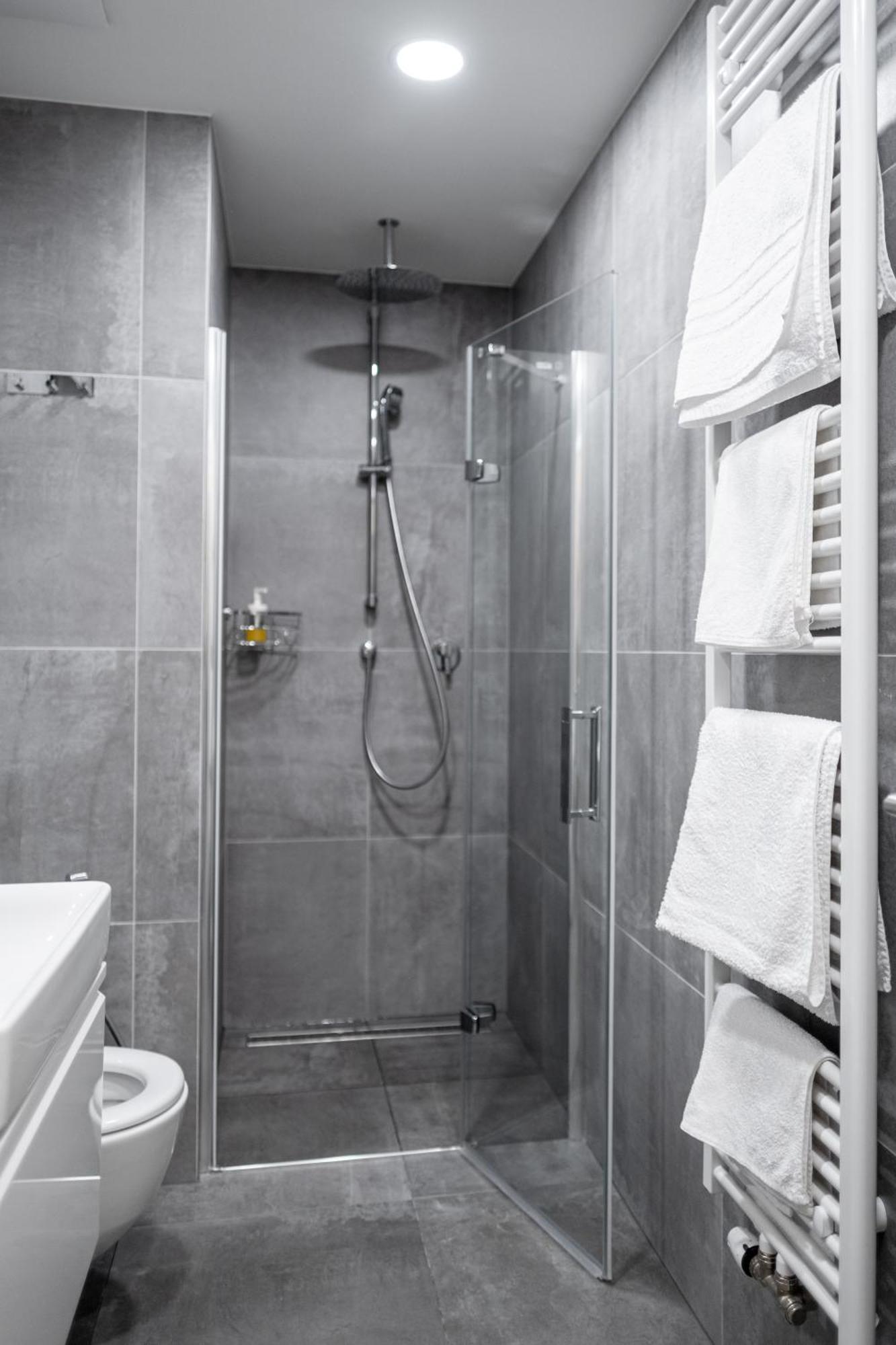 Luxury City Centre Apartment Praha Bagian luar foto